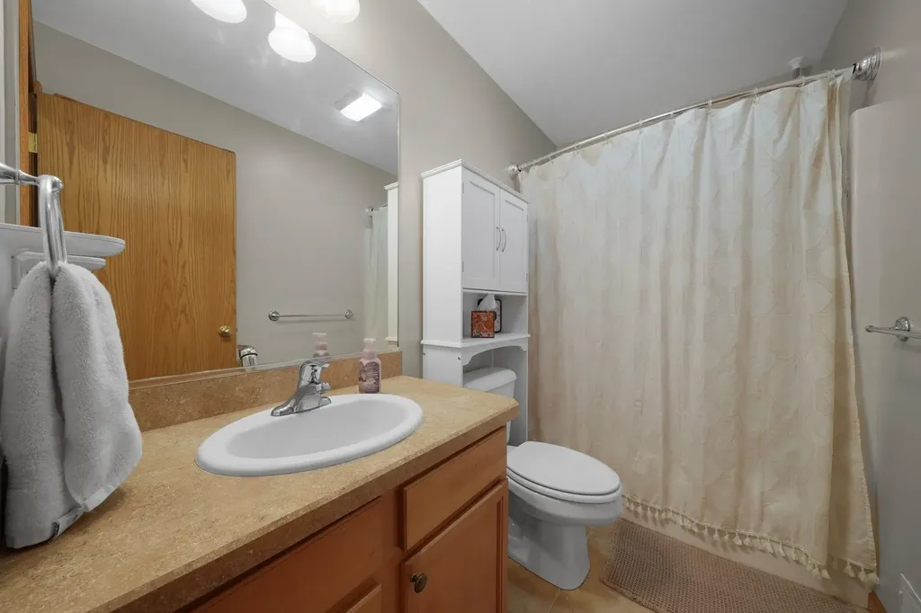 210 Cinnamon Lane East Bay Township MI 49696