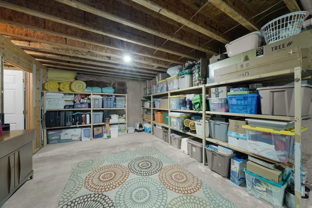 210 Cinnamon Lane East Bay Township MI 49696