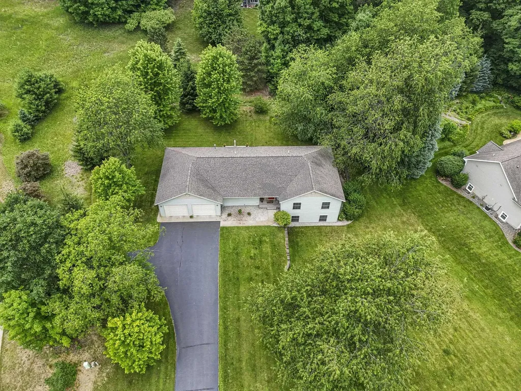 210 Cinnamon Lane East Bay Township MI 49696