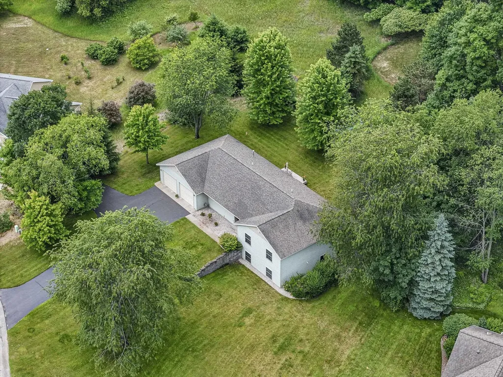 210 Cinnamon Lane East Bay Township MI 49696