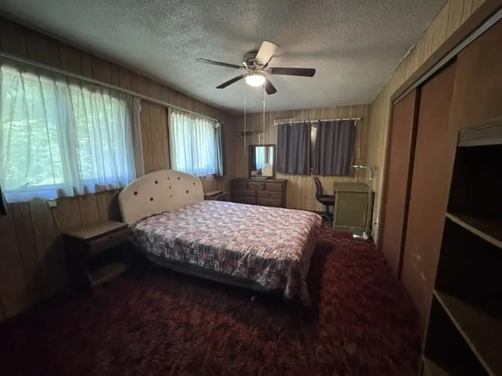 4724 Plum Valley Road NW Clearwater Township MI 49676