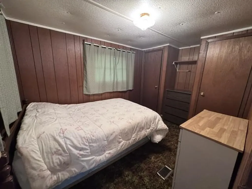 4724 Plum Valley Road NW Clearwater Township MI 49676