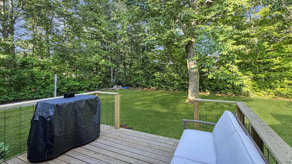 226 Seneca Place Cadillac City MI 49601