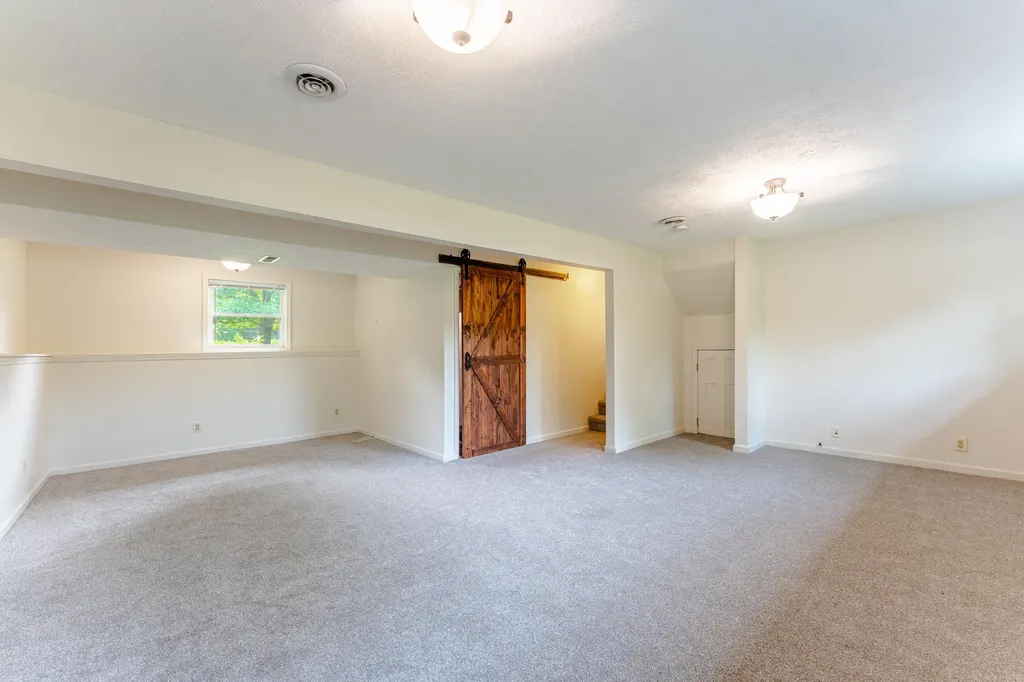 2667 Pine Breeze Drive Green Lake Township MI 49643