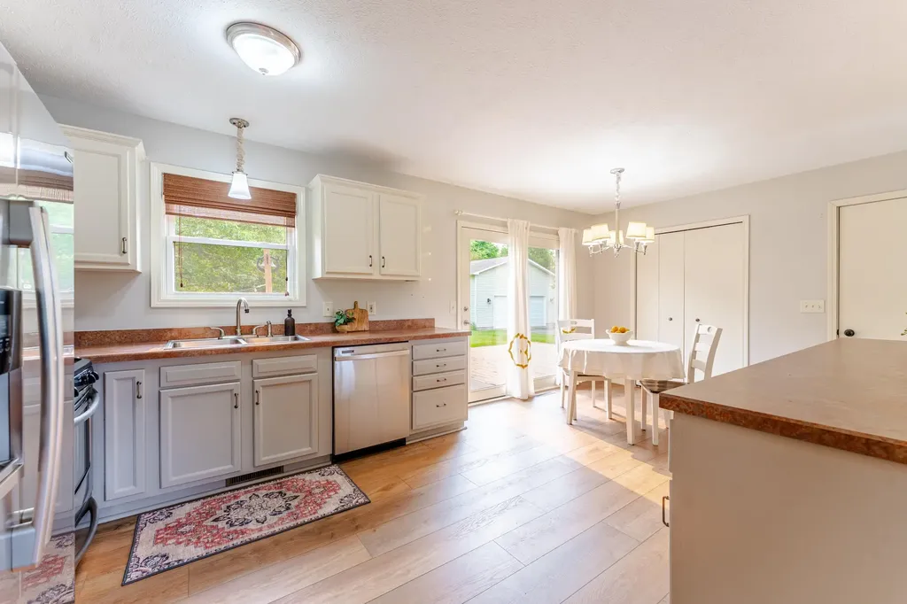 2667 Pine Breeze Drive Green Lake Township MI 49643