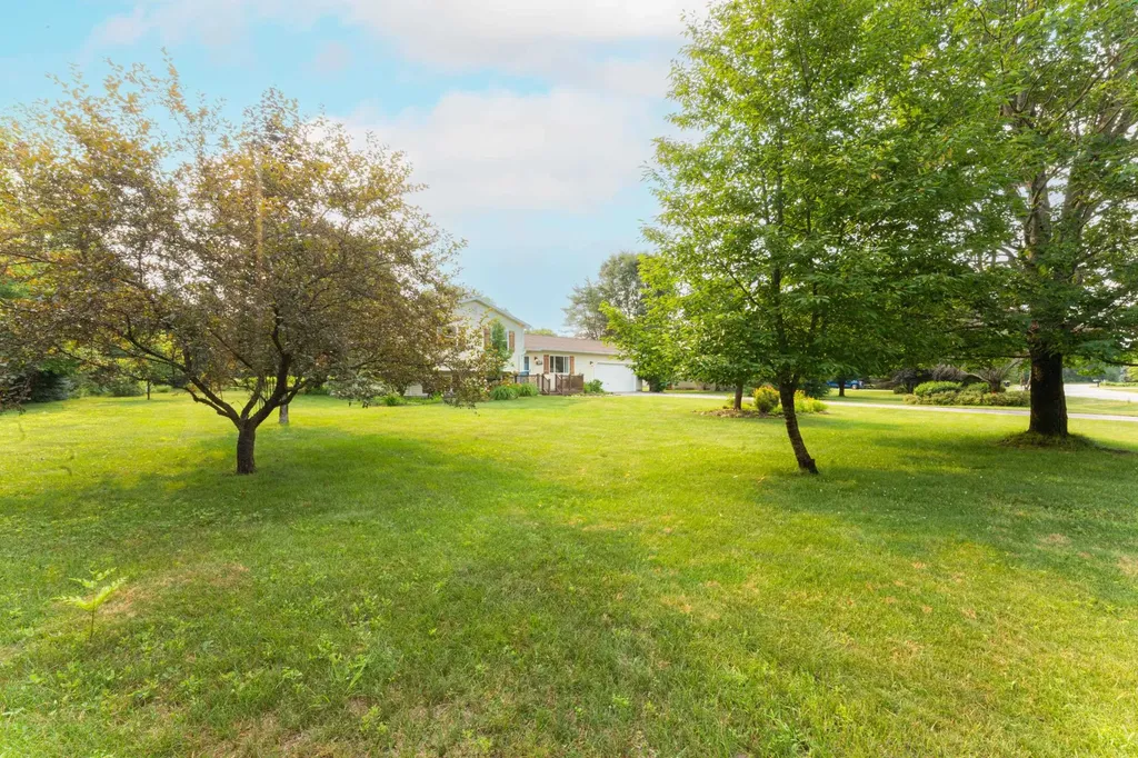 2667 Pine Breeze Drive Green Lake Township MI 49643