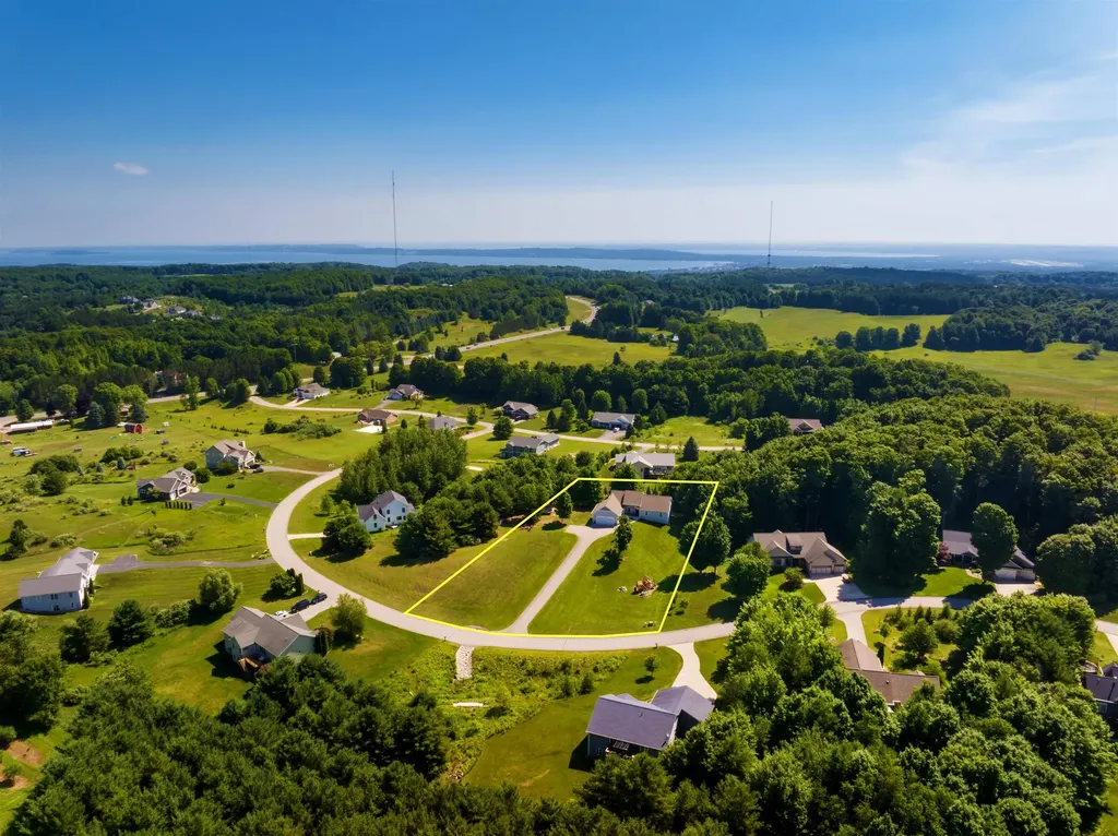 4609 Westbrook Drive Garfield Charter Township MI 49685