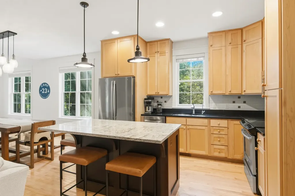 6 Twisted Oak Glen Arbor Township MI 49636