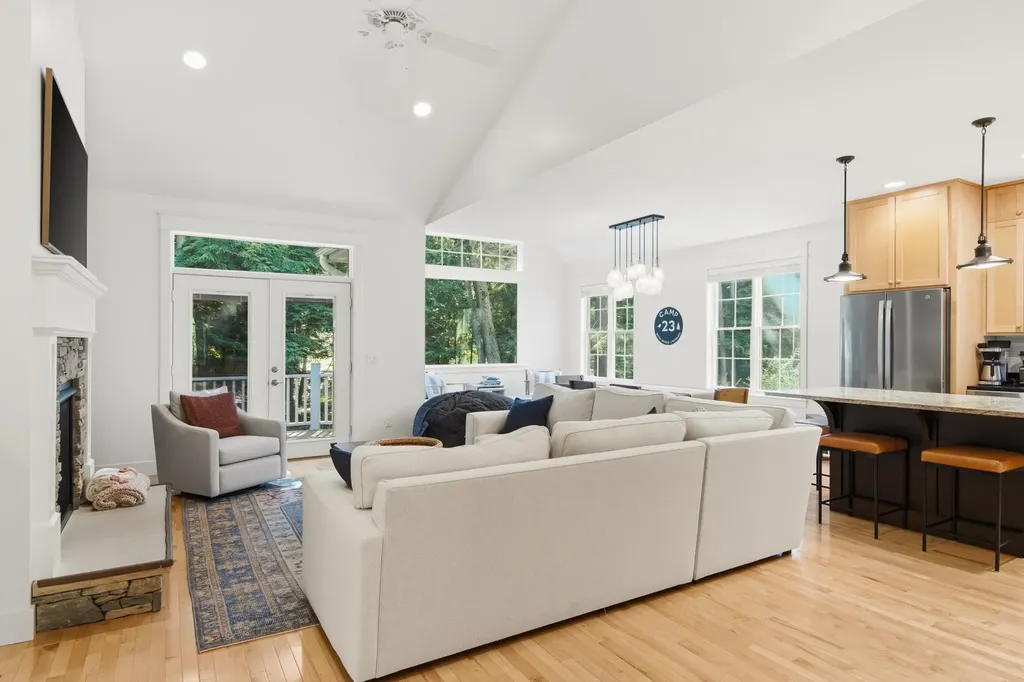 6 Twisted Oak Glen Arbor Township MI 49636