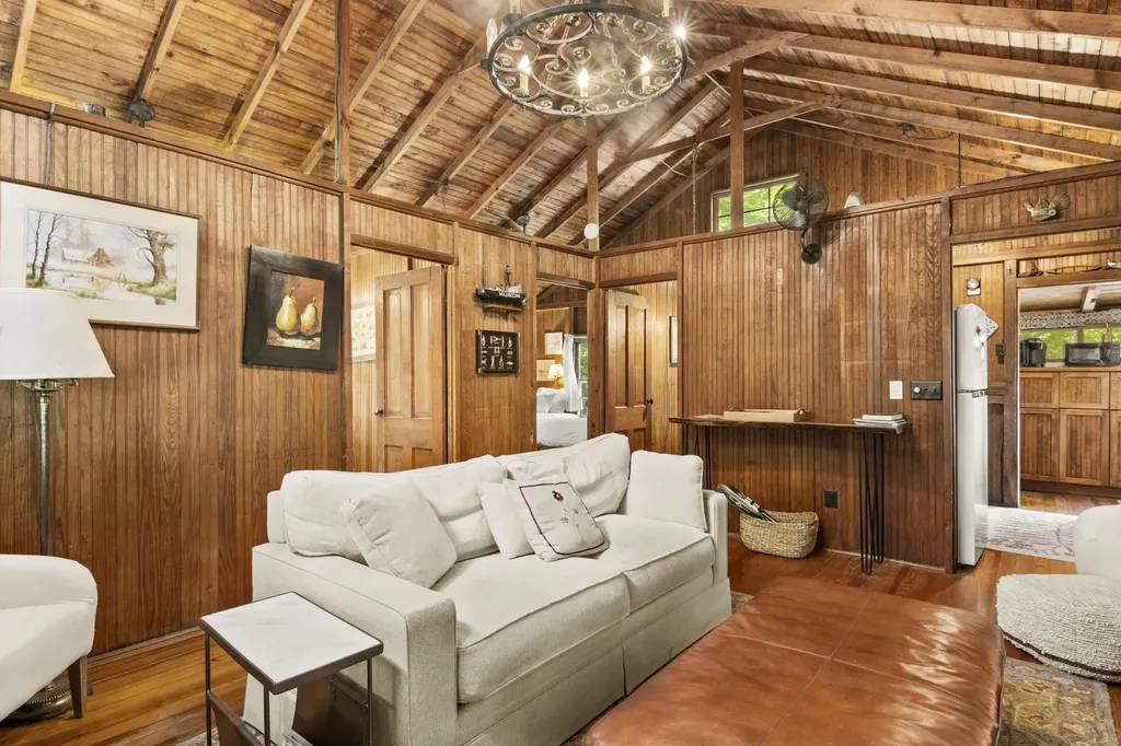 617 Birchwood Terrace Crystal Lake Township MI 49635