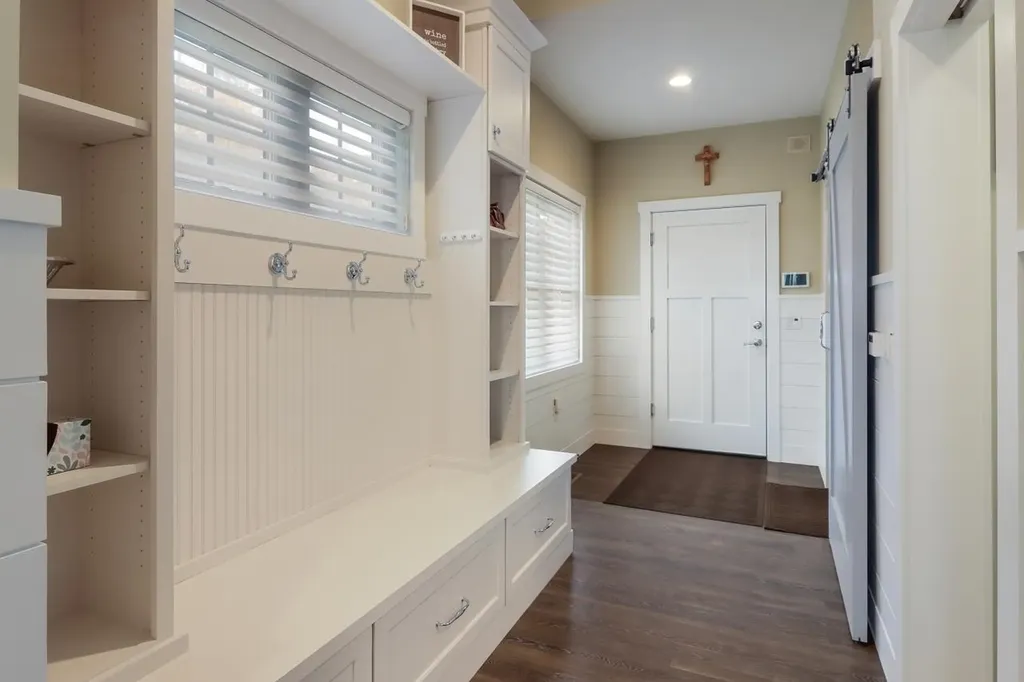 2755 Shore Wood Drive Peninsula Township MI 49686