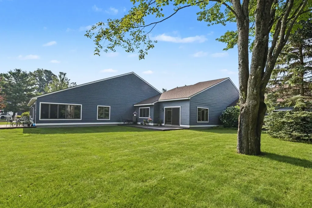 133 North Shore Drive West Cadillac City MI 49601