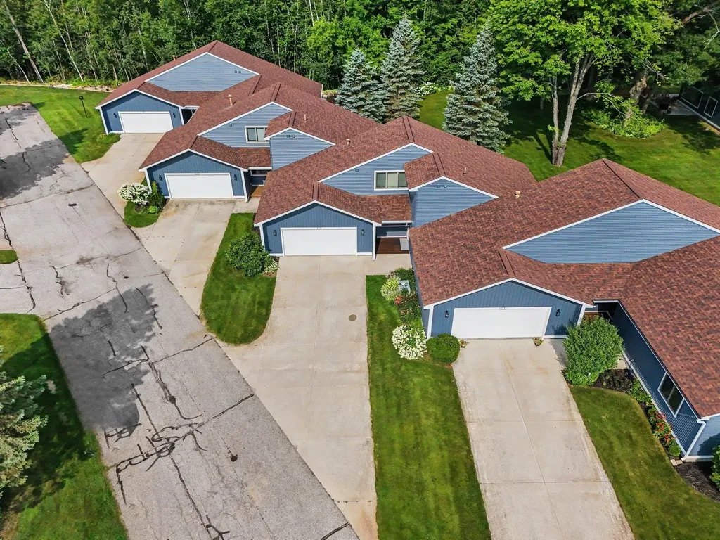133 North Shore Drive West Cadillac City MI 49601