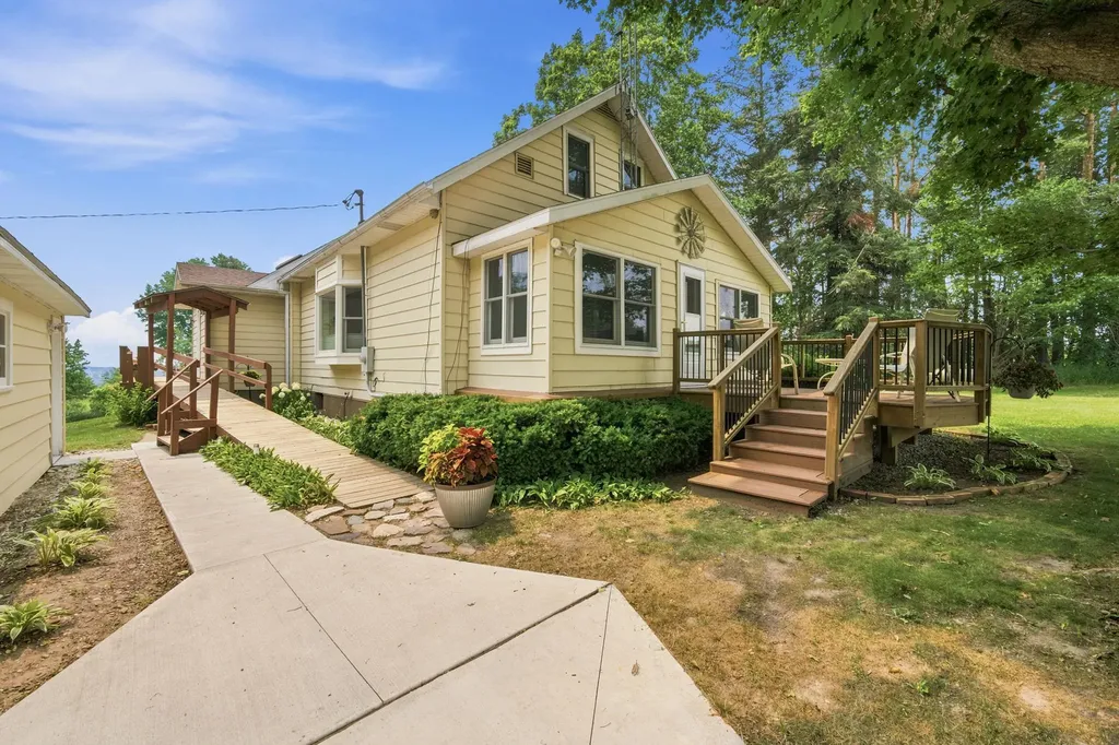 7815 Hibma Road Highland Township MI 49665