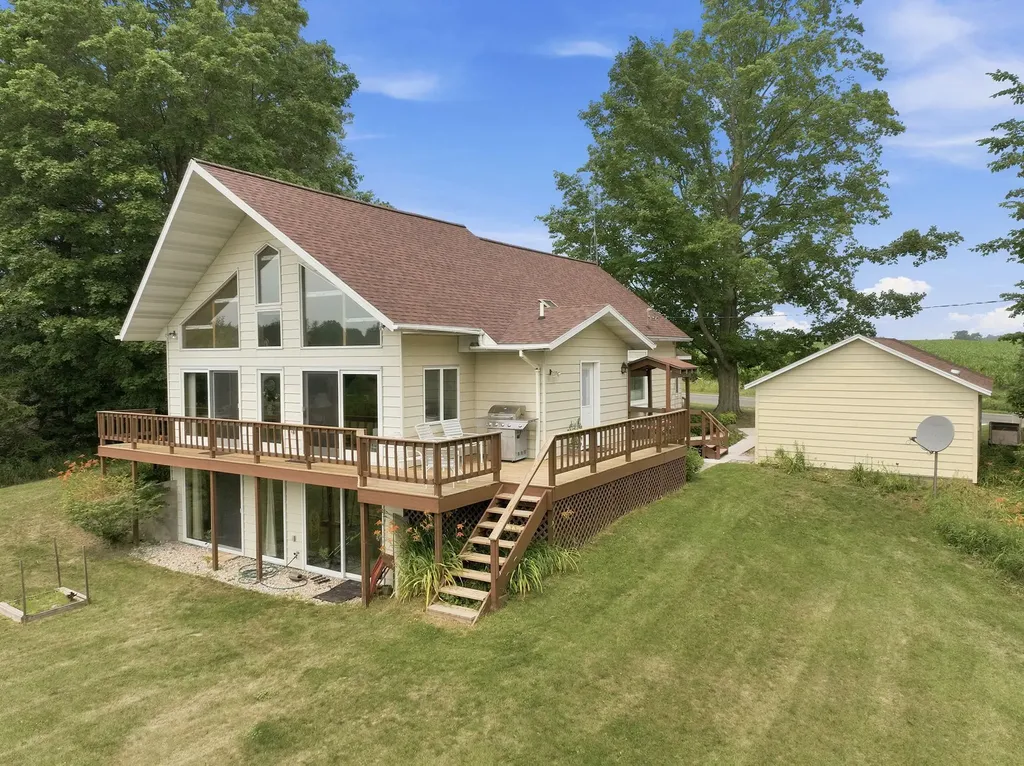 7815 Hibma Road Highland Township MI 49665