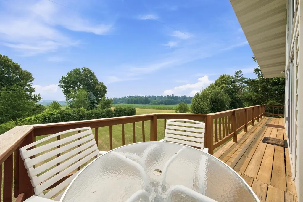 7815 Hibma Road Highland Township MI 49665