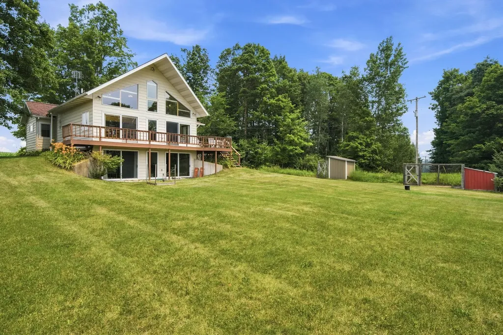 7815 Hibma Road Highland Township MI 49665