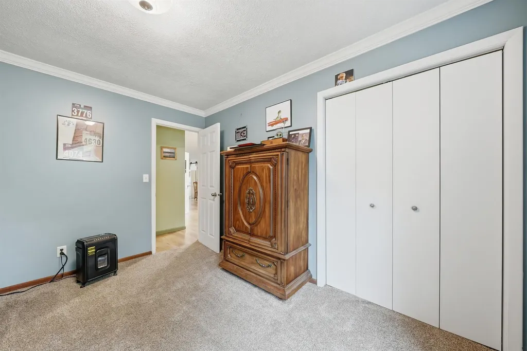 2531 S 33 1/2 Road Cadillac City MI 49601