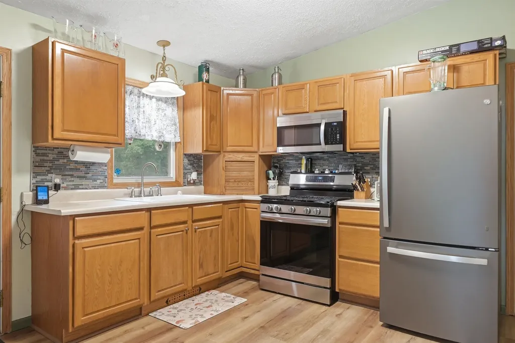 2531 S 33 1/2 Road Cadillac City MI 49601