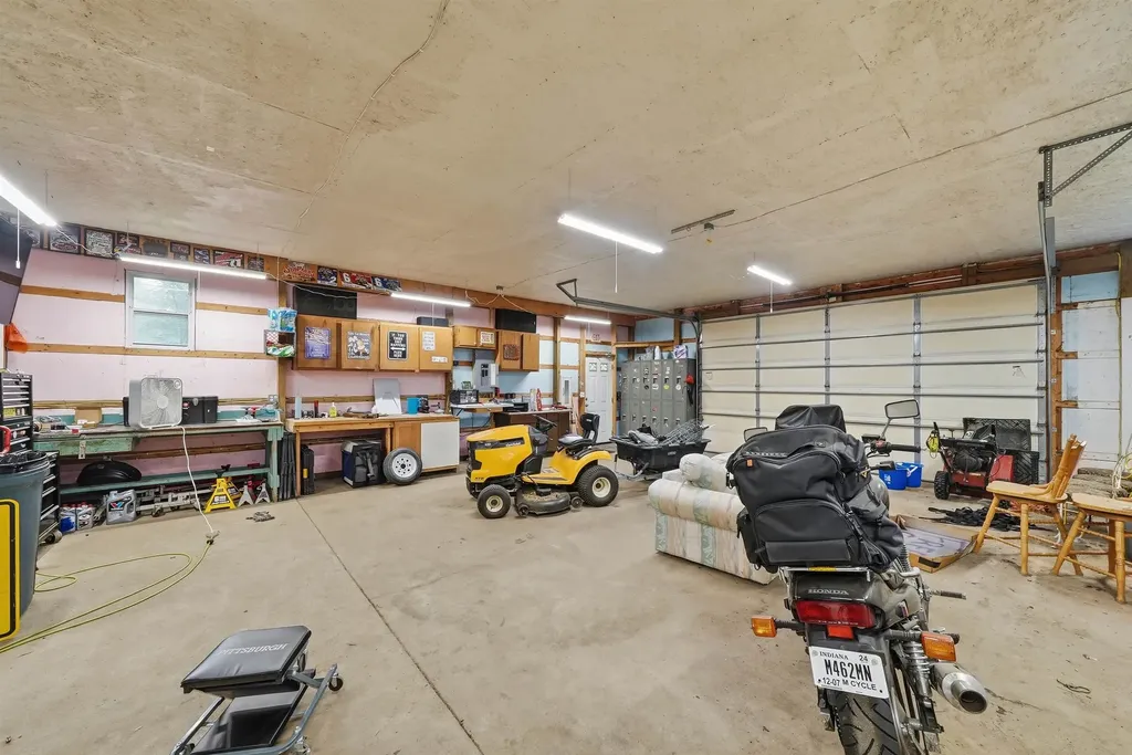 2531 S 33 1/2 Road Cadillac City MI 49601