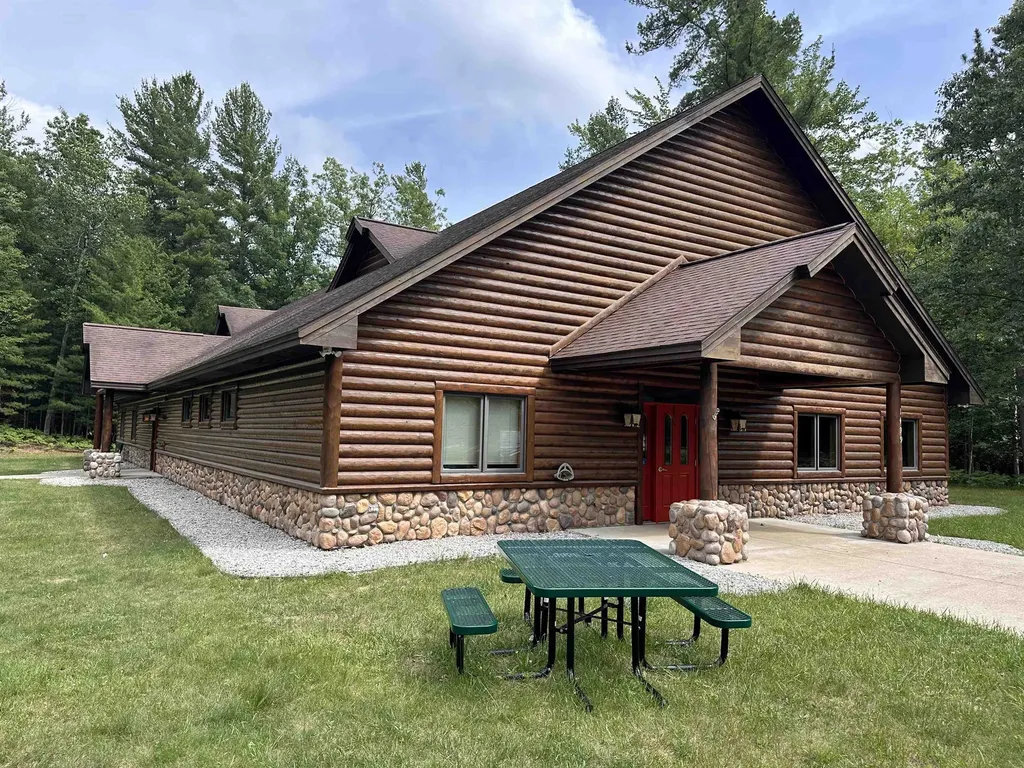 1499 Business Park Drive East Bay Township MI 49686