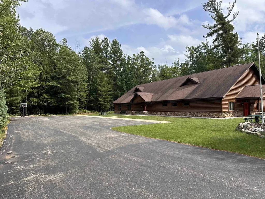 1499 Business Park Drive East Bay Township MI 49686