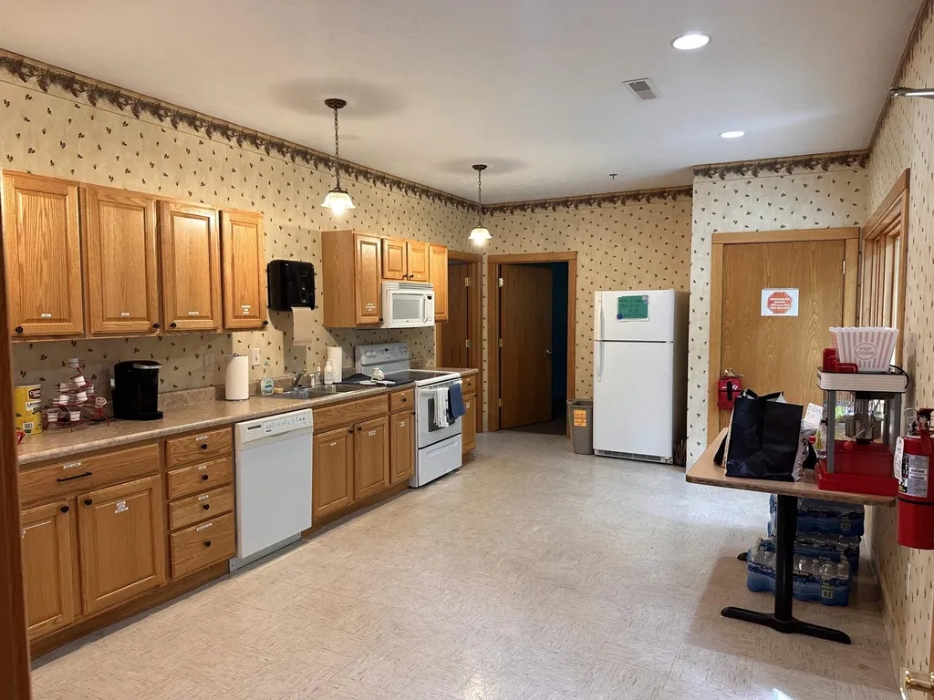 1499 Business Park Drive East Bay Township MI 49686
