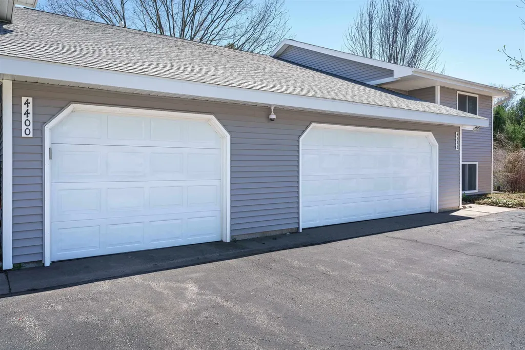 4398 & 4400 W Manhattan Long Lake Township MI 49685