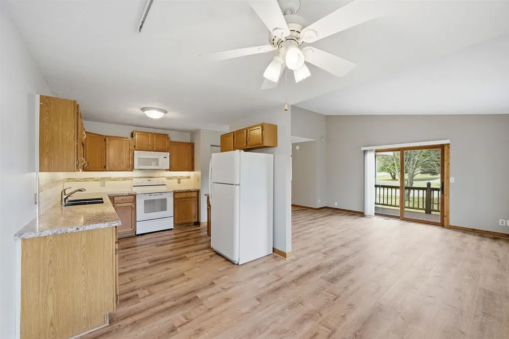 4398 & 4400 W Manhattan Long Lake Township MI 49685