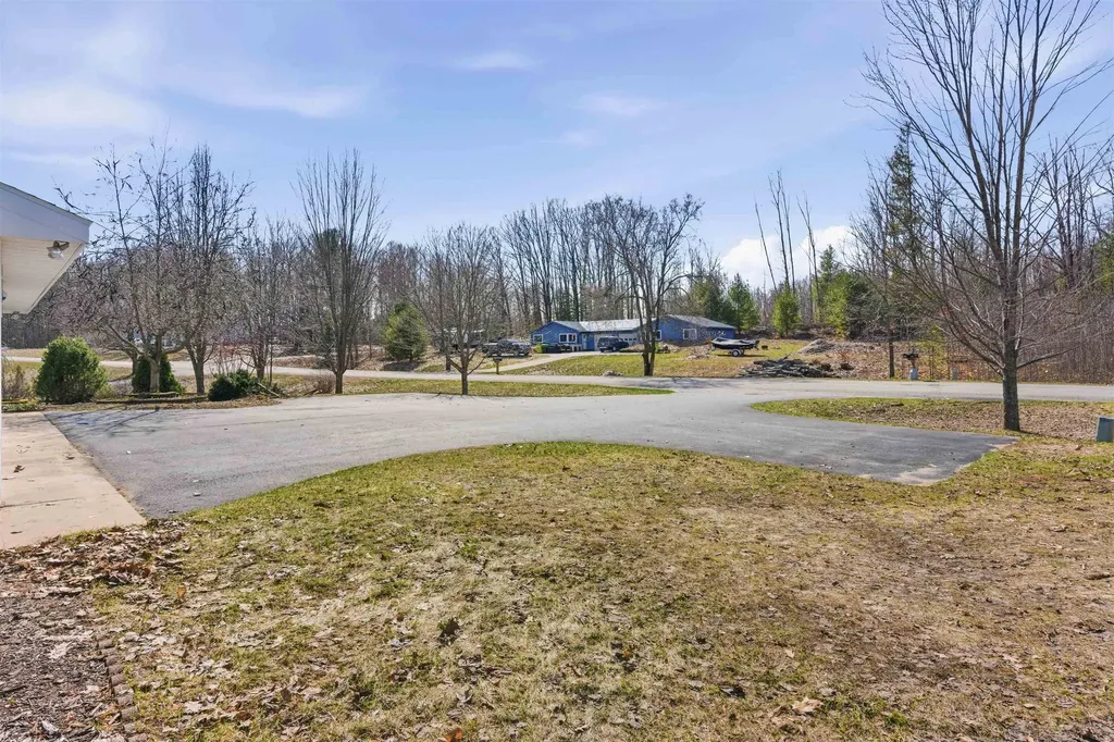 4398 & 4400 W Manhattan Long Lake Township MI 49685