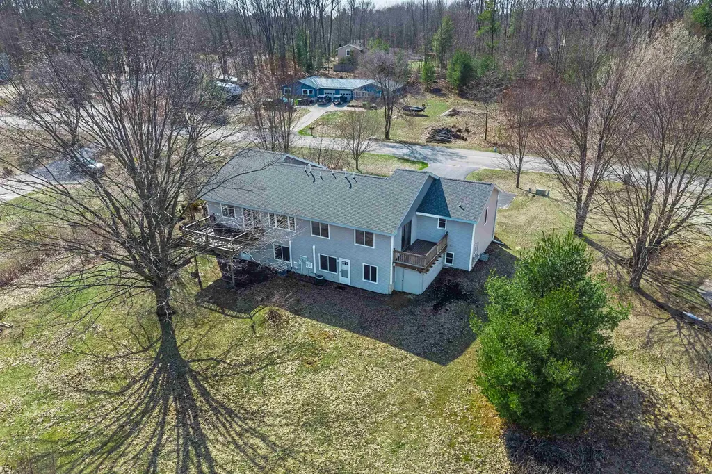 4398 & 4400 W Manhattan Long Lake Township MI 49685