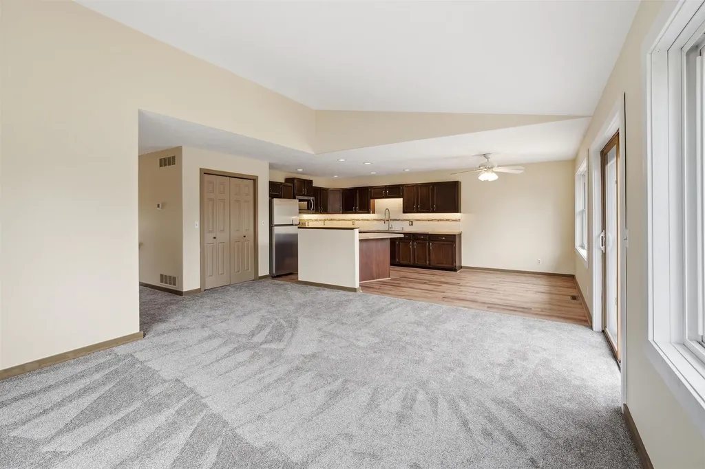 4398 & 4400 W Manhattan Long Lake Township MI 49685