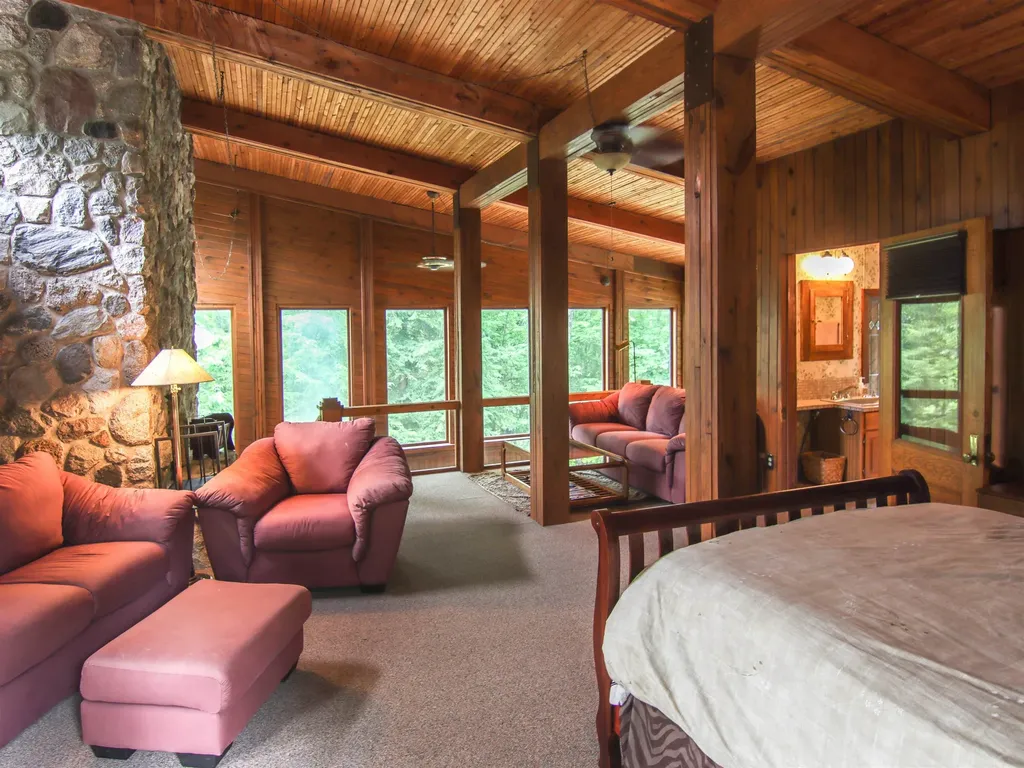 15651 Holly Drive Springdale Township MI 49683