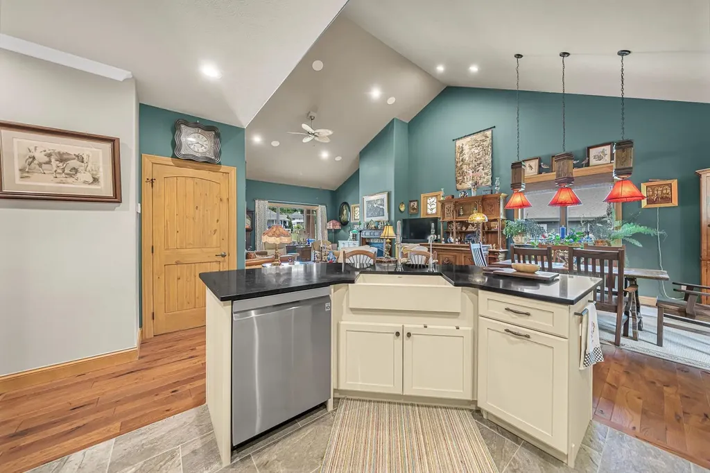 4166 Aquila Court Garfield Charter Township MI 49684