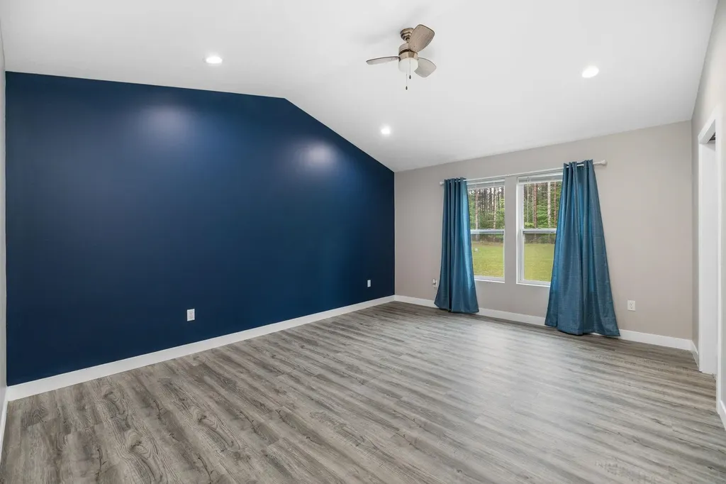 5125 NE Myers Road Excelsior Township MI 49646