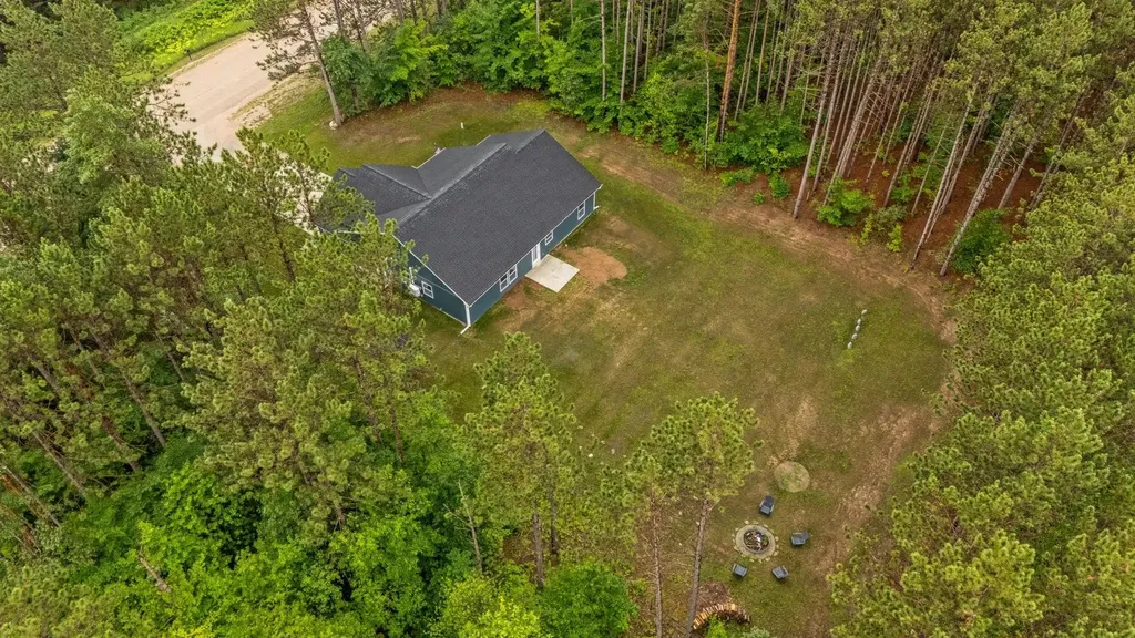 5125 NE Myers Road Excelsior Township MI 49646