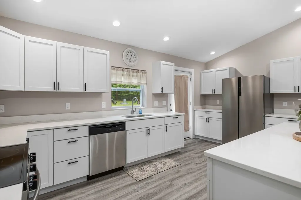 5125 NE Myers Road Excelsior Township MI 49646