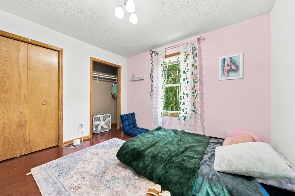 8304 W Whispering Pine Circle Lake Township MI 49651
