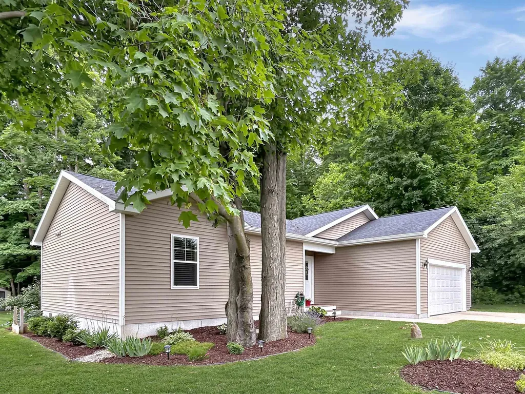 4159 Edwin Boulevard Blair Township MI 49637