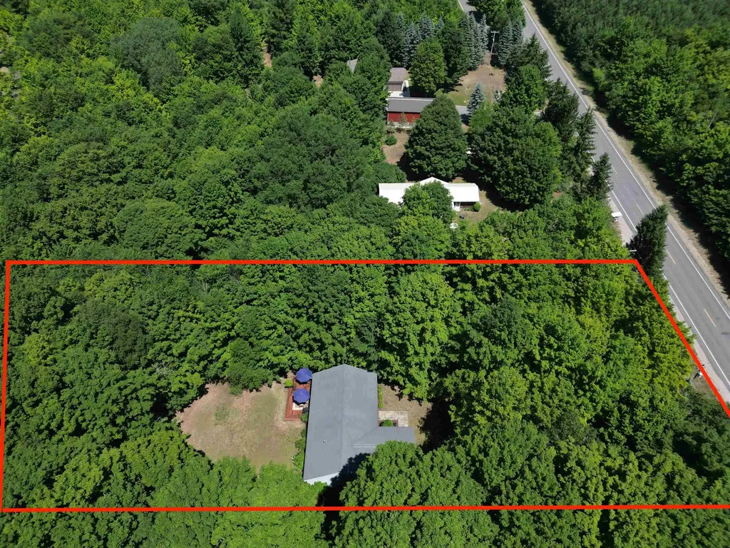 11530 S Benzonia Trail Empire Township MI 49630