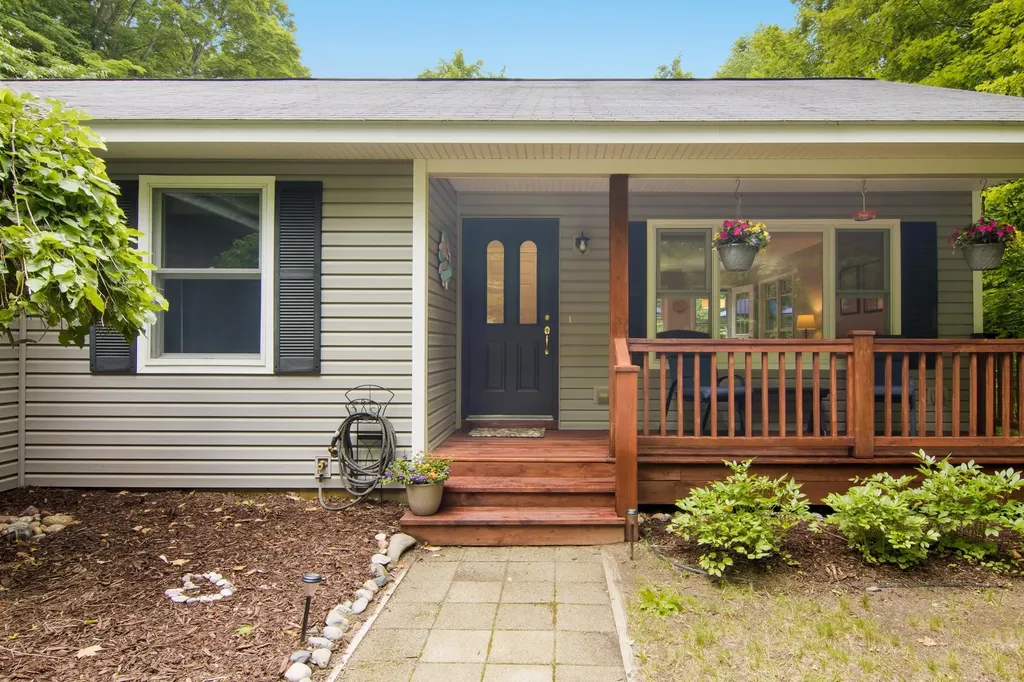 11530 S Benzonia Trail Empire Township MI 49630