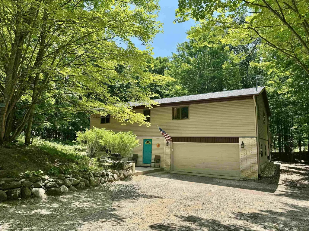 3885 Gaddi Drive Garfield Charter Township MI 49684