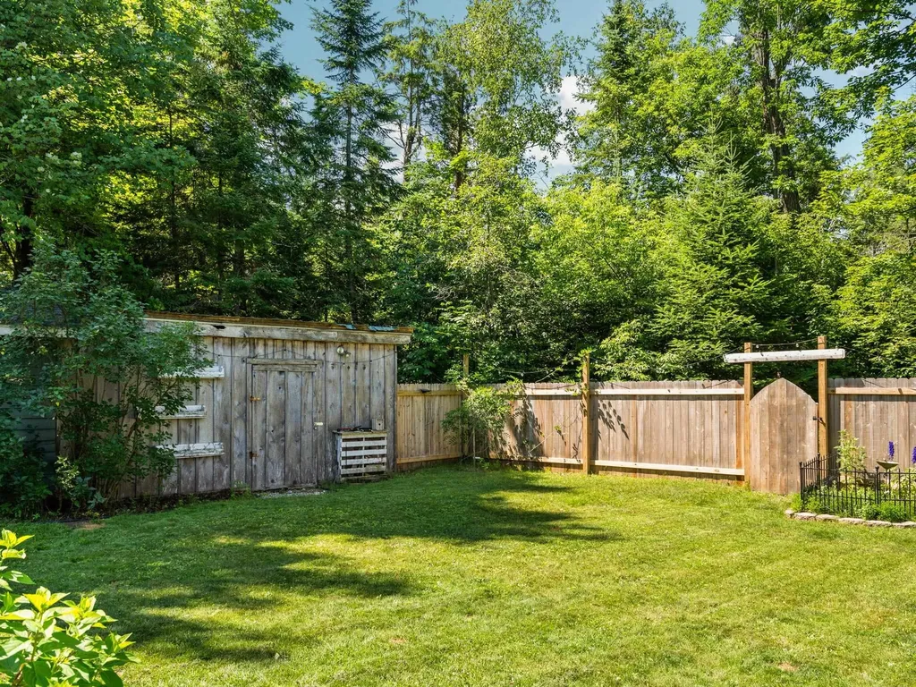 4077 Evelyn Acme Township MI 49686
