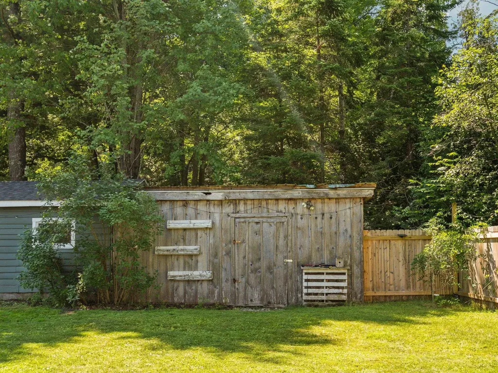 4077 Evelyn Acme Township MI 49686
