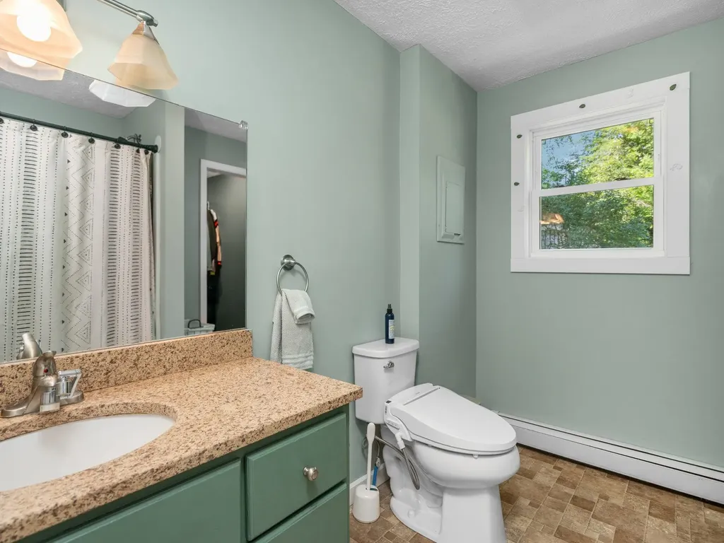 4077 Evelyn Acme Township MI 49686