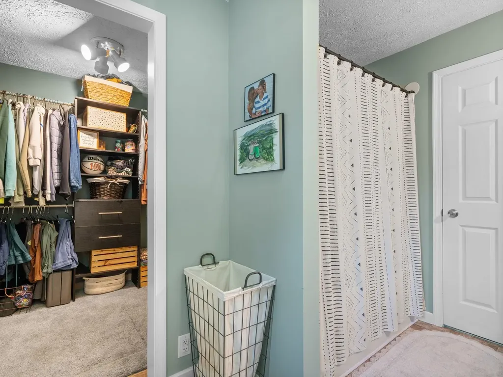 4077 Evelyn Acme Township MI 49686