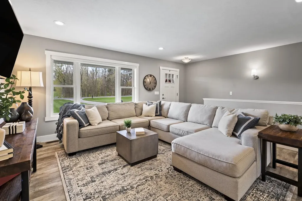 5404 Barney Road Garfield Charter Township MI 49684