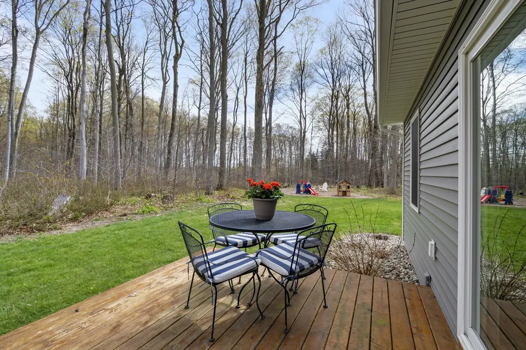 5404 Barney Road Garfield Charter Township MI 49684