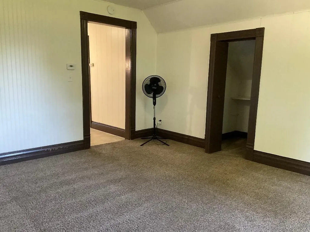 1148 S Mitchell Street Cadillac City MI 49601