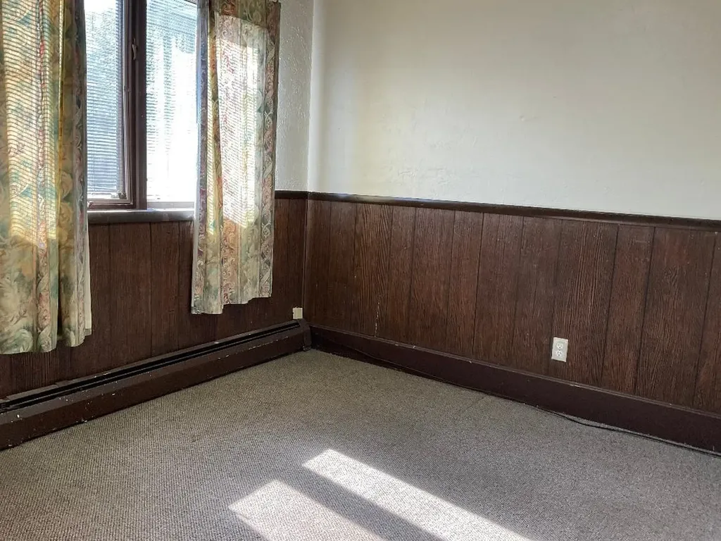 1148 S Mitchell Street Cadillac City MI 49601